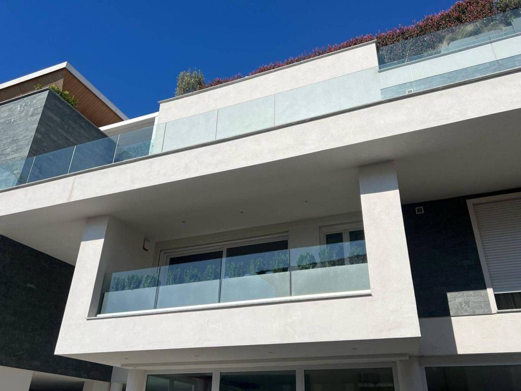 Appartamento a Cantù in Via Francesco Anzani, 19 - Foto 2