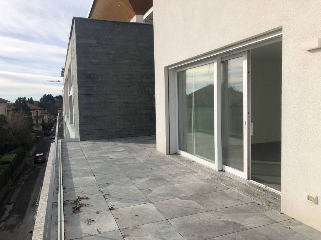 Appartamento a Cantù in Via Francesco Anzani, 19 - Foto 4