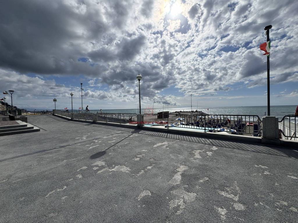 Appartamento a Varazze in Corso Giacomo Matteotti, 12 - Foto 5