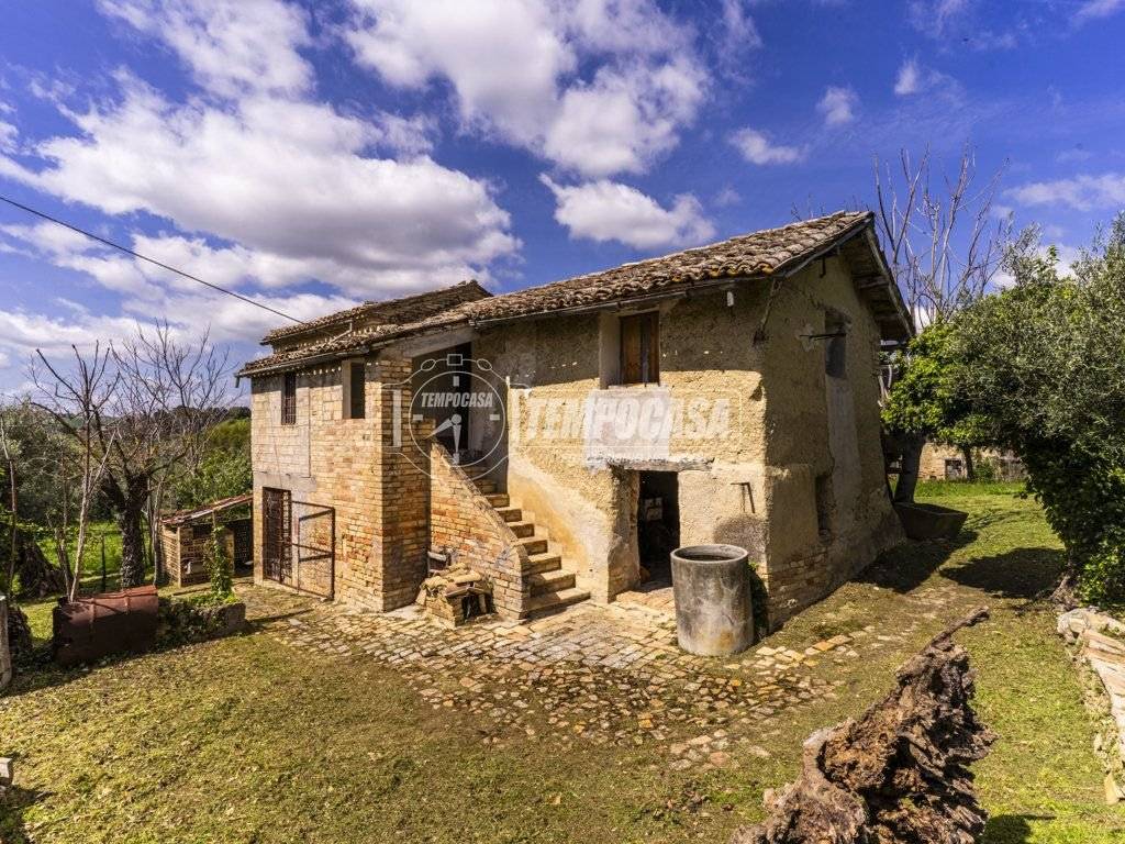 Rustico / casale a Corridonia in Contrada Fonte Barile - Foto 4