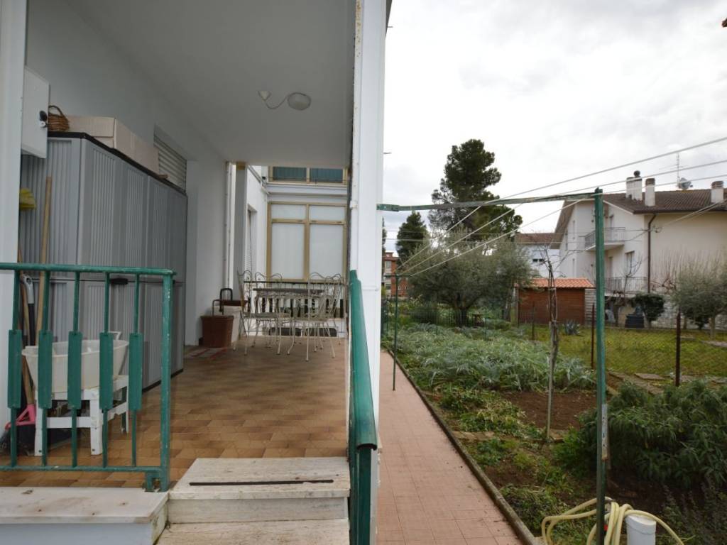 Appartamento a Jesi in Via Norvegia - Foto 3