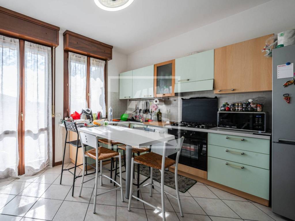 Appartamento a Reggio emilia in Via Aldo Palazzeschi, 31 - Foto 2