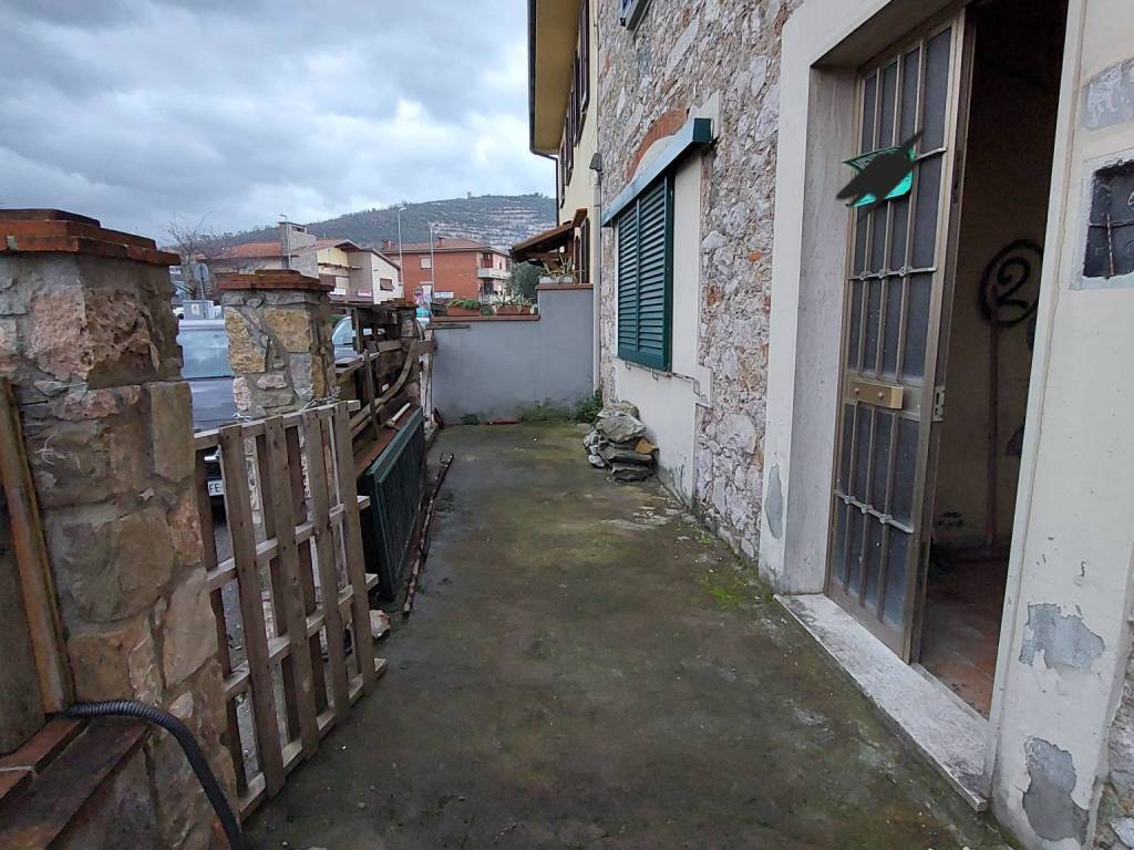 Appartamento a Monsummano terme in Via Giuseppe Verdi - Foto 3