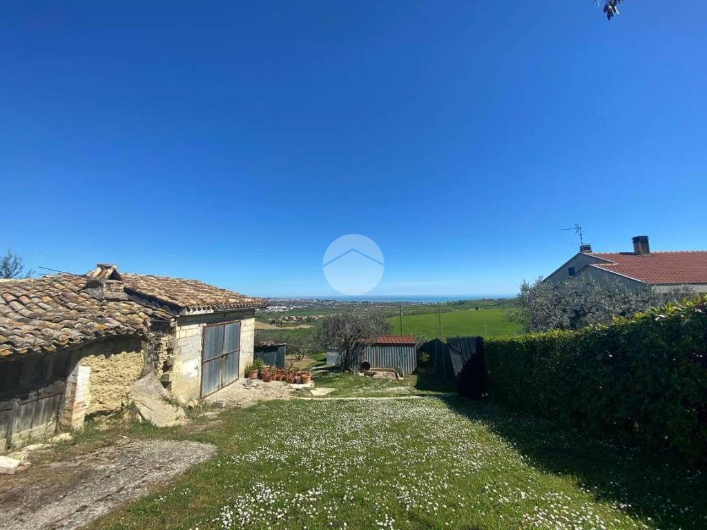 Rustico / casale a Roseto degli abruzzi in Strada provinciale - Foto 3