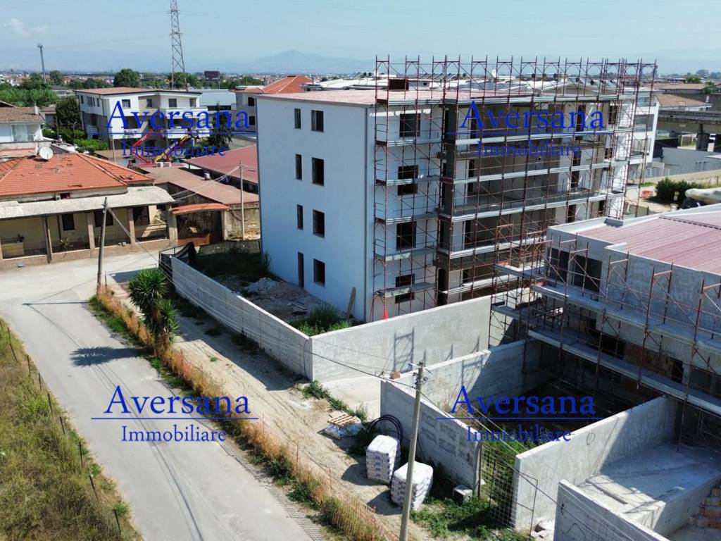 Appartamento a Lusciano in Viale della Libertà - Foto 4