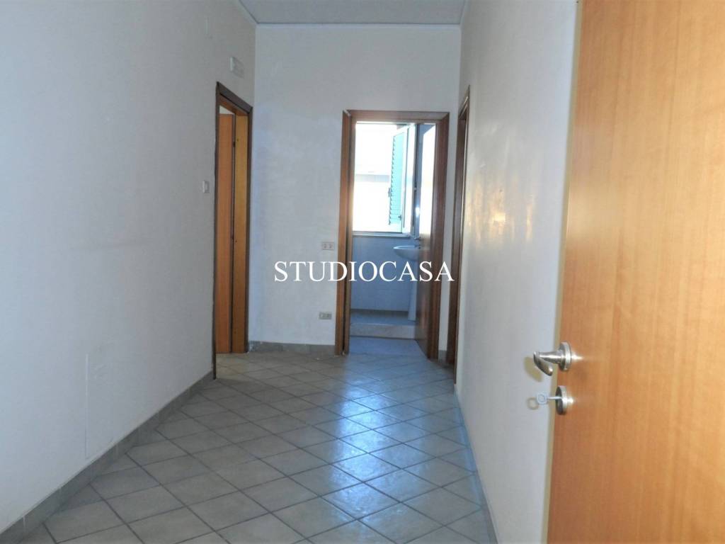 Palazzo / stabile a Capodrise - Foto 5