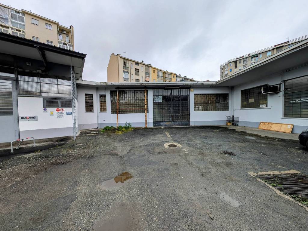 Palazzo / stabile a Torino in Via Andrea Cesalpino, 63 - Foto 3