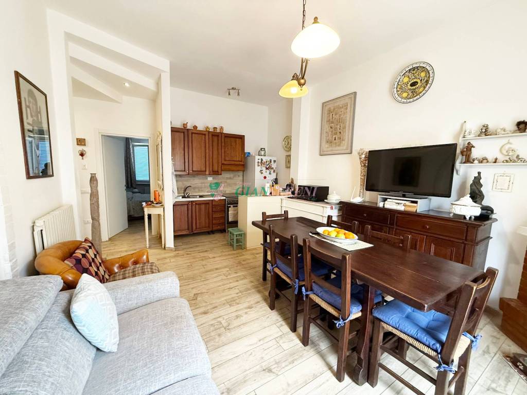 Appartamento a Cecina - Foto 2