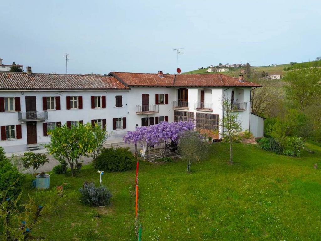 Rustico / casale a Calosso in Via Crevacuore - Foto 2