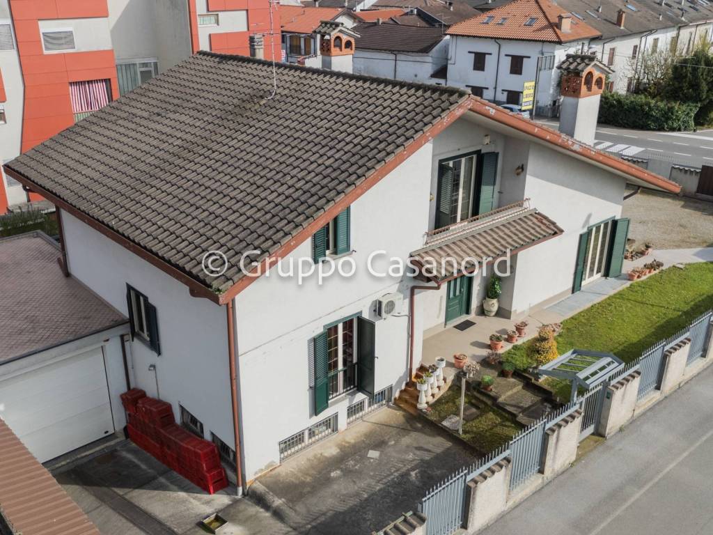 Villa a Carugate in Via Alessandro Volta - Foto 1