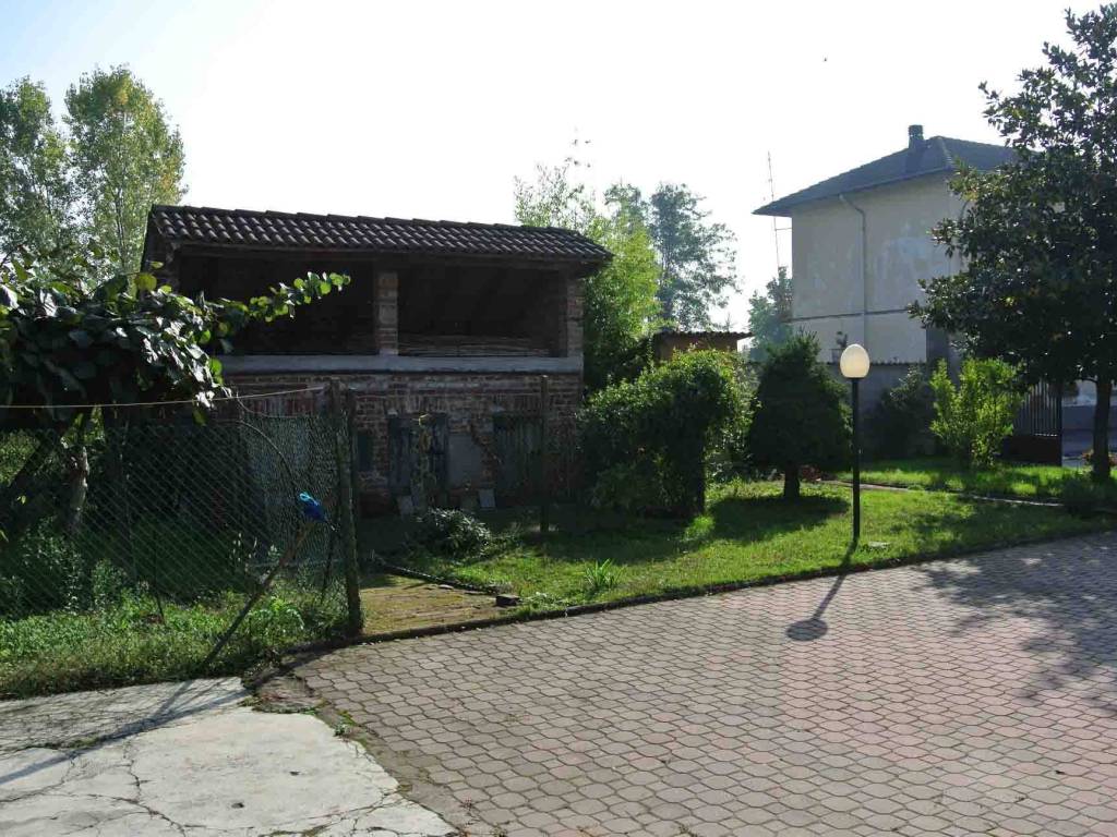 Casa indipendente a Borgolavezzaro in Via Vittorio Veneto - Foto 5
