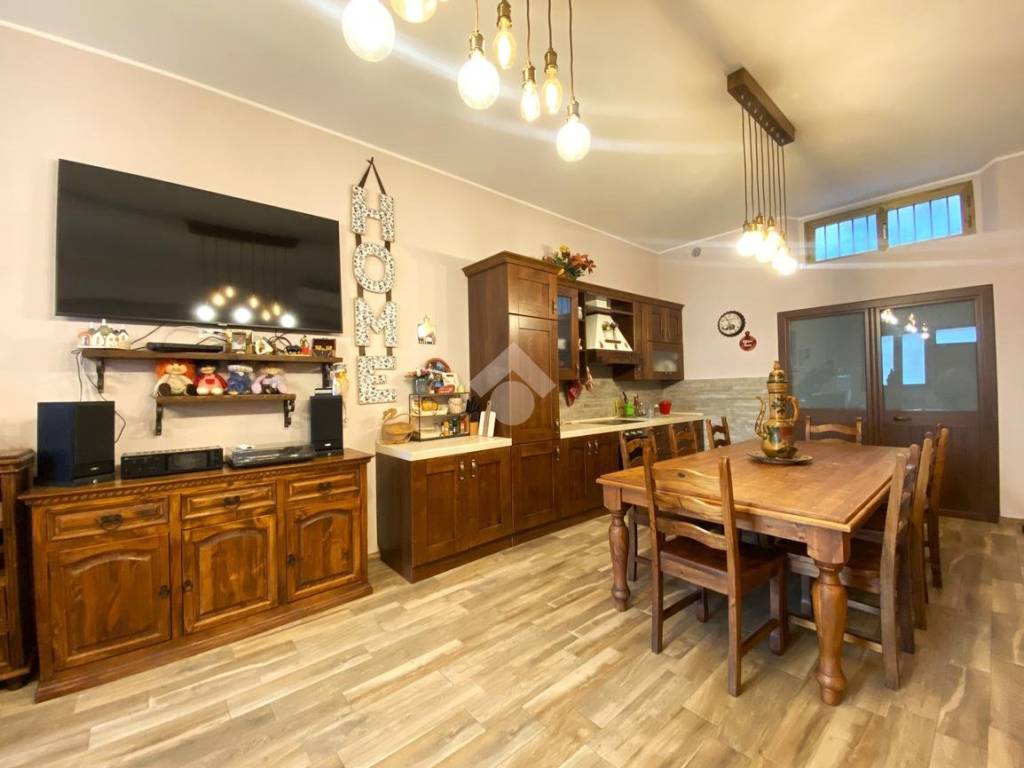 Casa indipendente a Vaiano in Via Val di Bisenzio, 253 - Foto 3