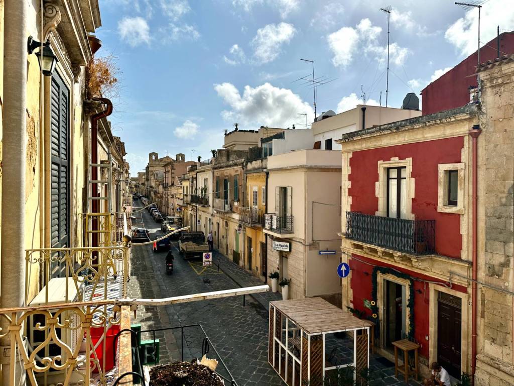 Appartamento a Noto in Via Ducezio, 82 - Foto 3