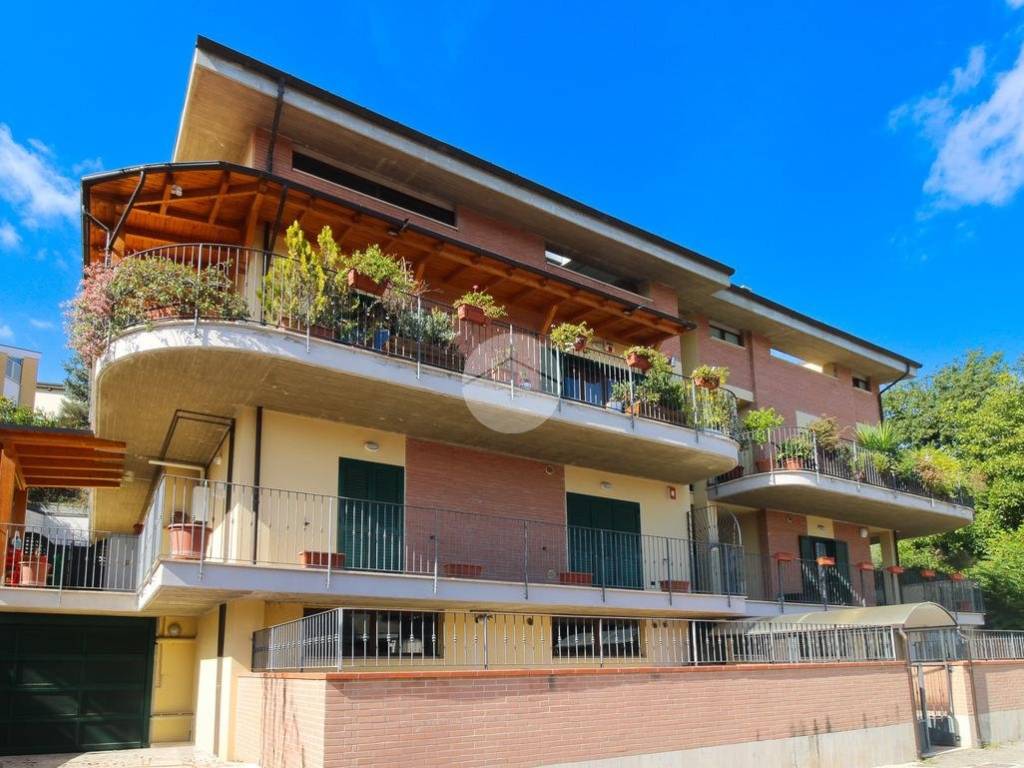 Attico / mansarda a Teramo in Via Guido Martella, 2 - Foto 2