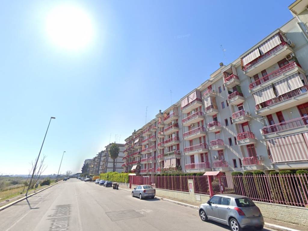Appartamento a Bari in Via Giovanni Candura, 44 - Foto 3