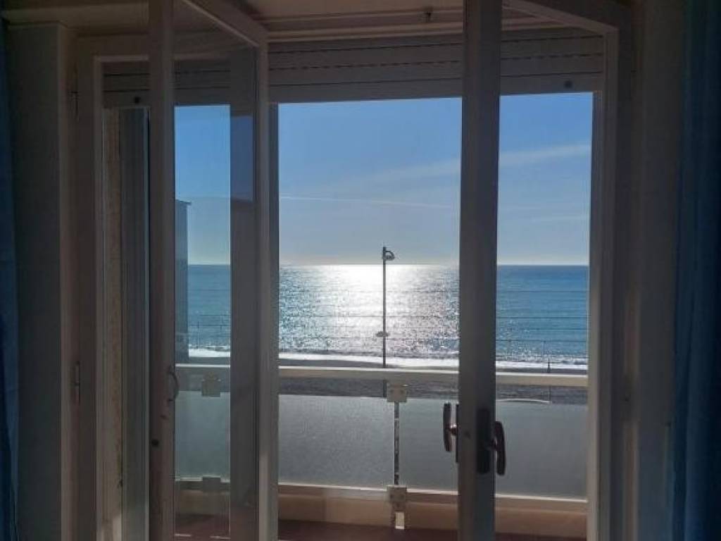 Appartamento a Bordighera in Via Ravenna, 6 - Foto 4