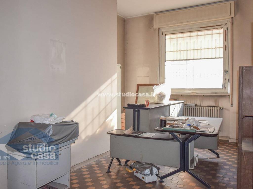 Immobile a Lodi in VIALE PIACENZA,37 - Foto 3