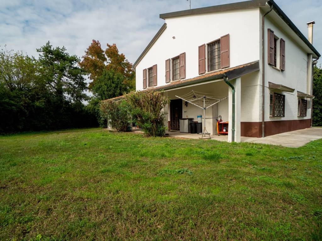 Villa a Malalbergo in Via Montefiorino - Foto 2
