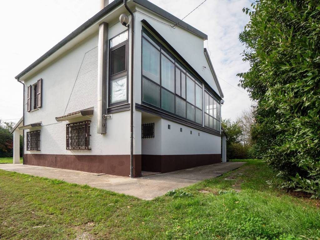 Villa a Malalbergo in Via Montefiorino - Foto 3