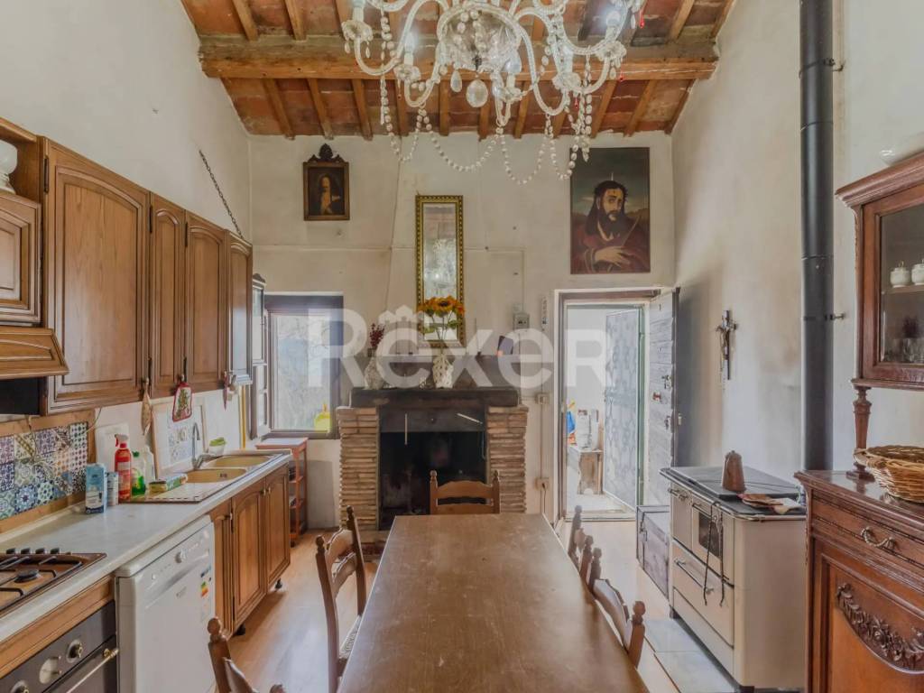 Rustico / casale a Città di castello in Frazione San Savino - Foto 2
