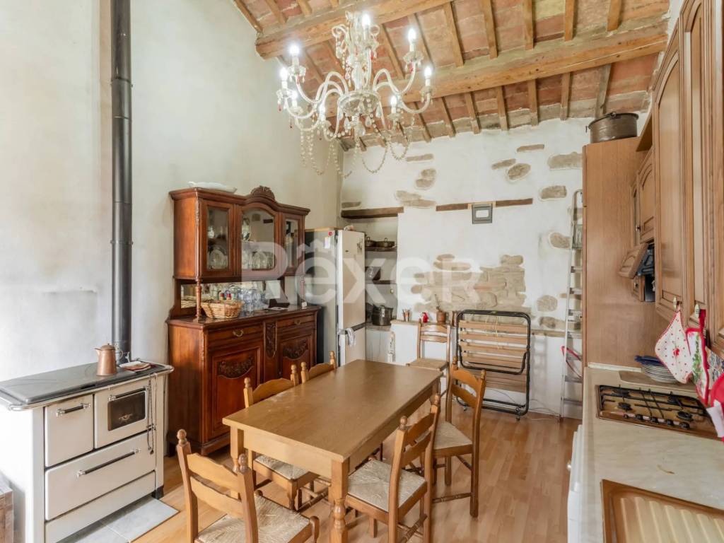 Rustico / casale a Città di castello in Frazione San Savino - Foto 4