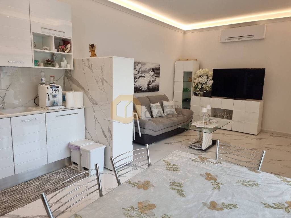 Villa a Pietrasanta in Via Galileo Galilei - Foto 3