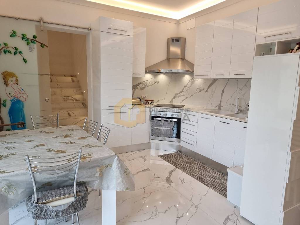 Villa a Pietrasanta in Via Galileo Galilei - Foto 4