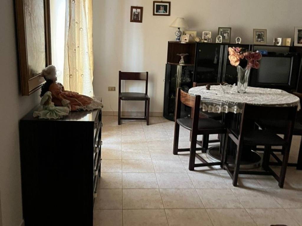 Casa indipendente a Castiglione a casauria in Via Roma - Foto 5