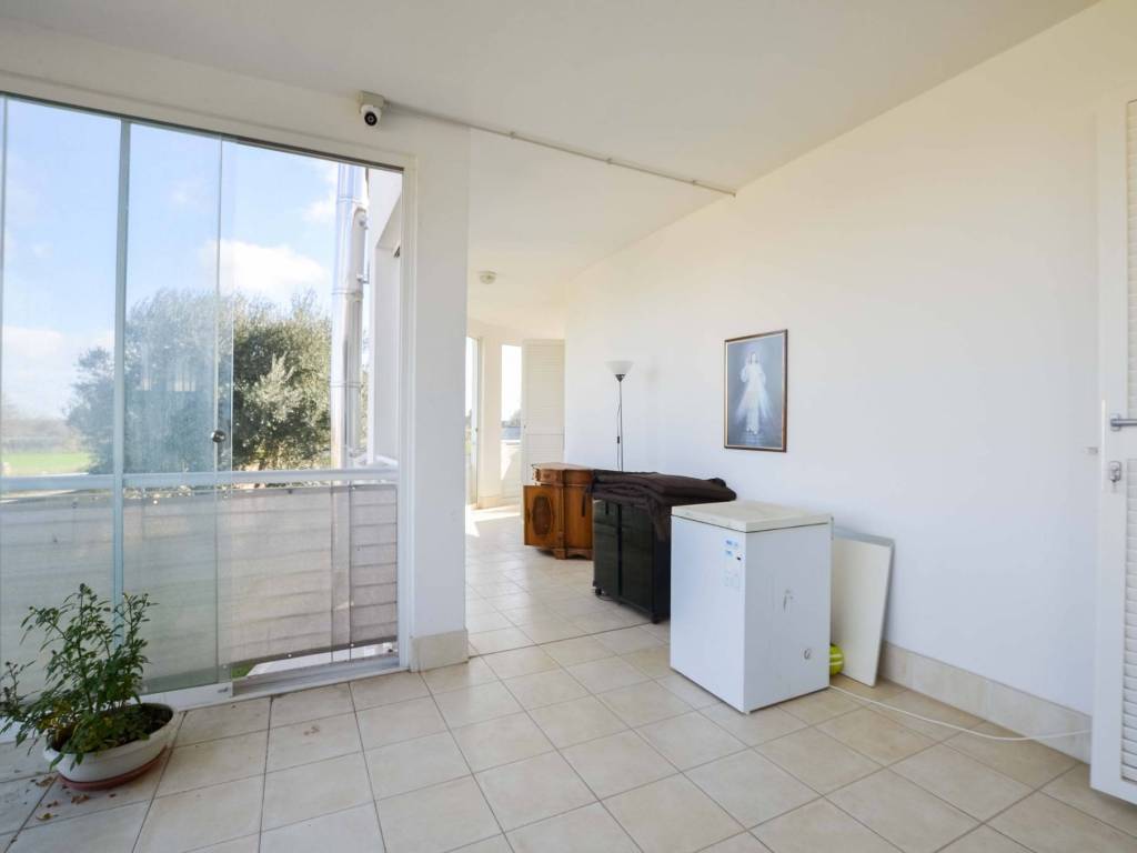 Villa a Gioia del colle in Via Salvo D'Acquisto, 51 - Foto 3