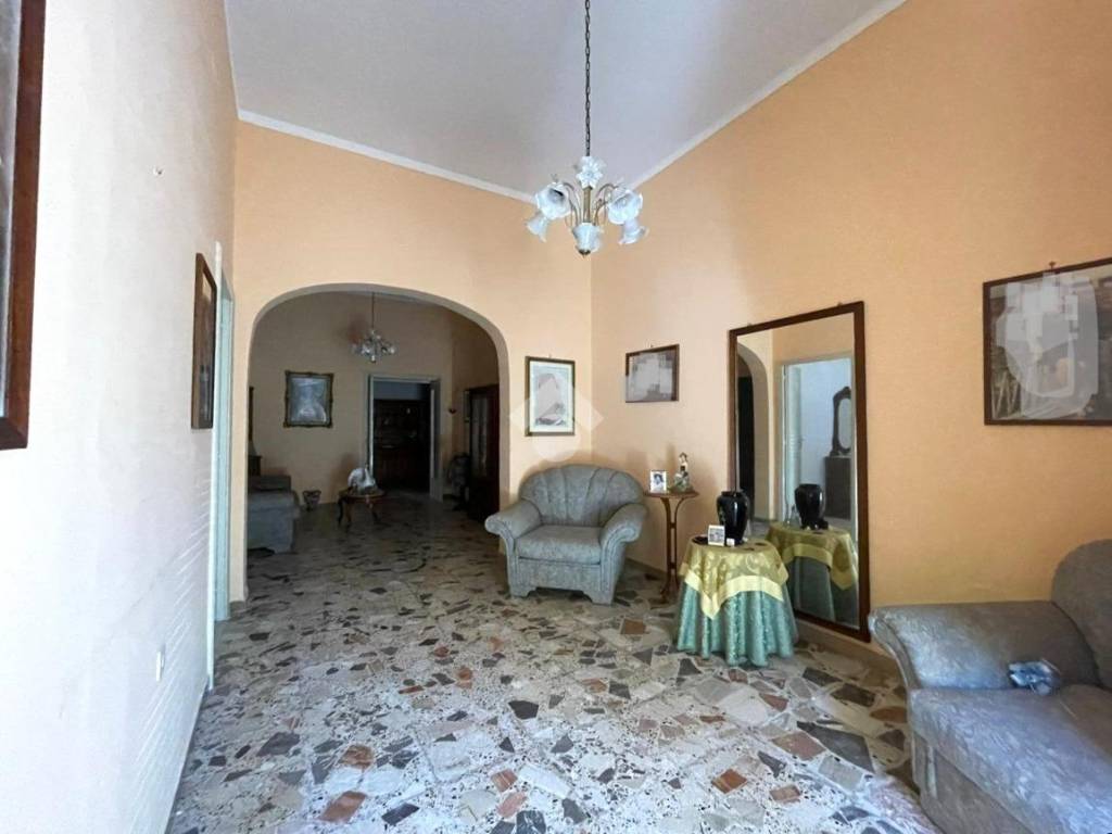 Casa indipendente a Mesagne in Via Fiume, 71 - Foto 2