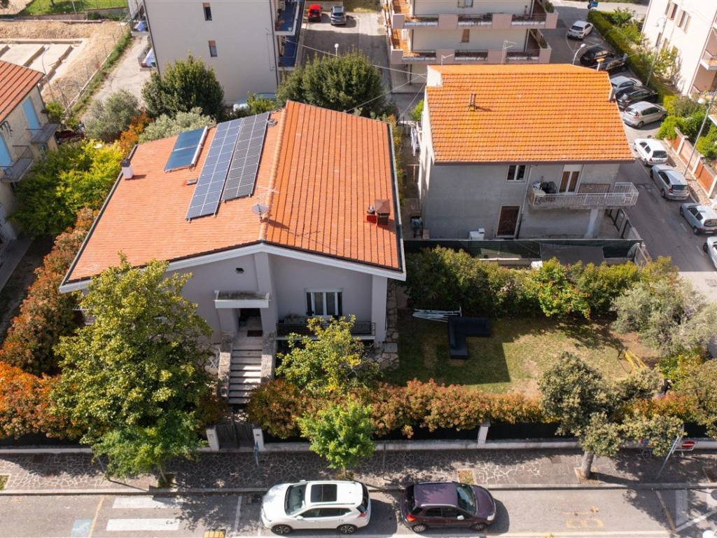 Villa a San vito chietino in Via Michelangelo - Foto 2