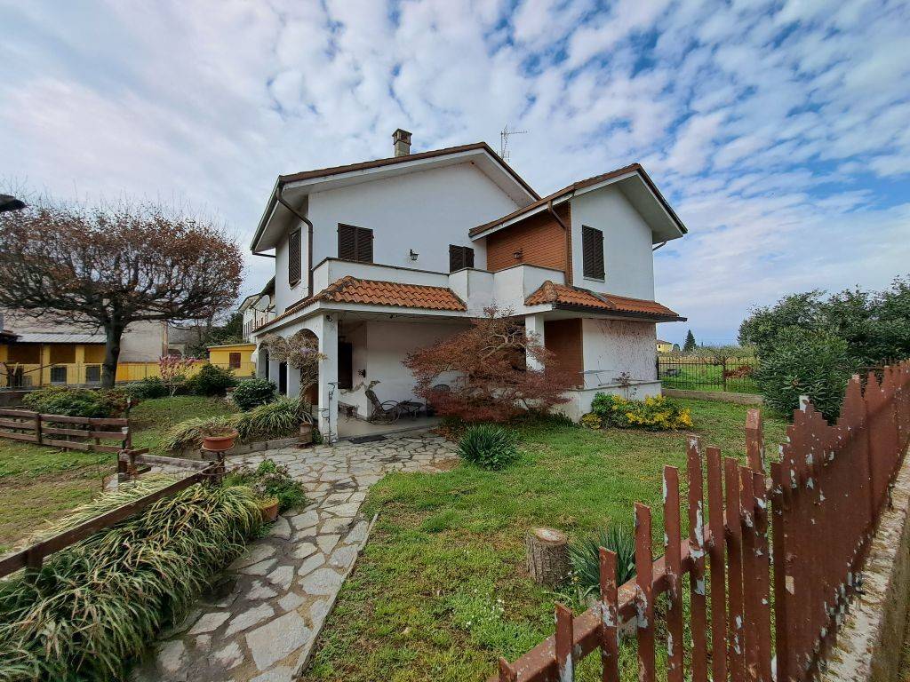 Villa a Costanzana in Via Desana, 44 - Foto 1