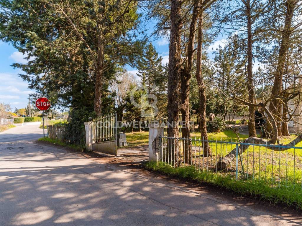 Villa a Cutrofiano in Via Aradeo - Foto 2