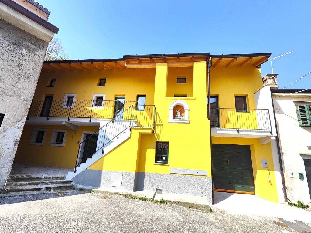 Villa a Trieste in Via al Cisternone, 82 - Foto 2