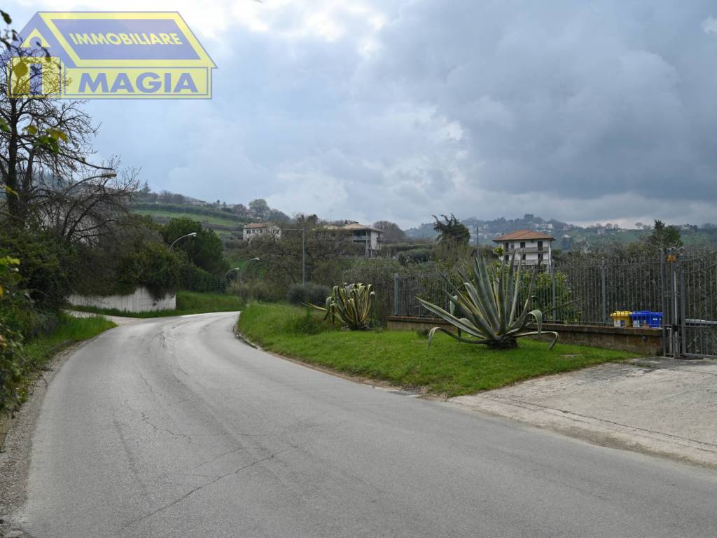Terreno a San benedetto del tronto in Contrada Valle del Forno, 58 - Foto 3