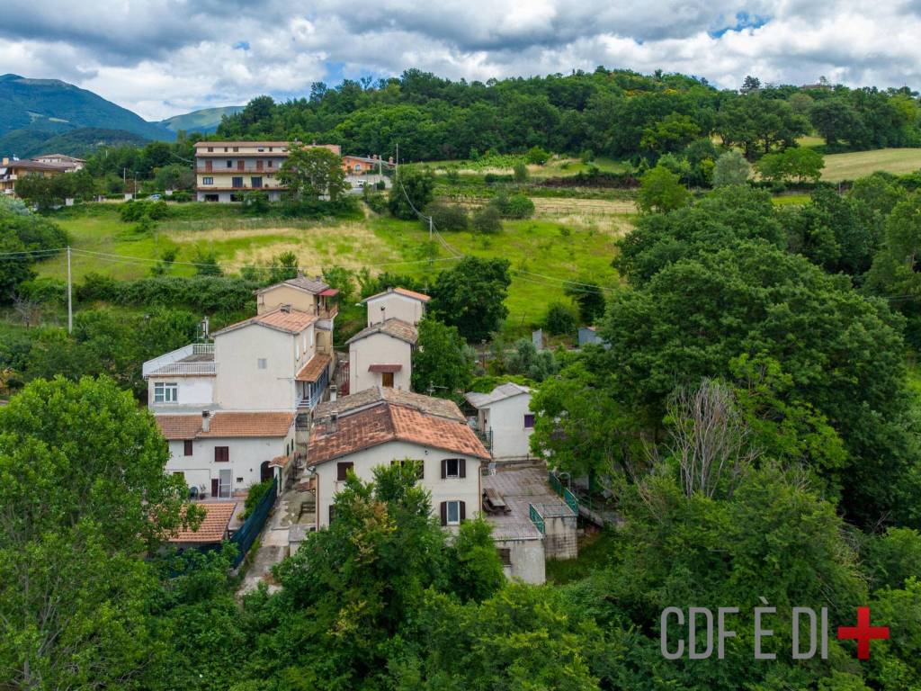 Villa a Cantalice in Via del Santuario, 66 - Foto 2