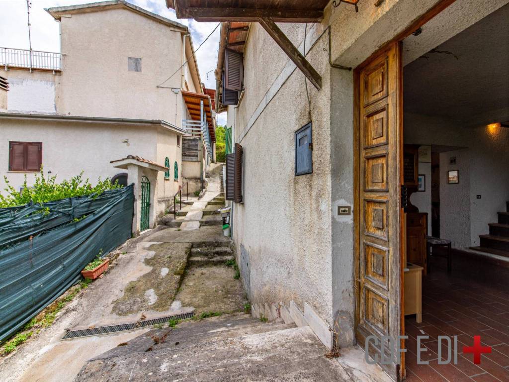Villa a Cantalice in Via del Santuario, 66 - Foto 5
