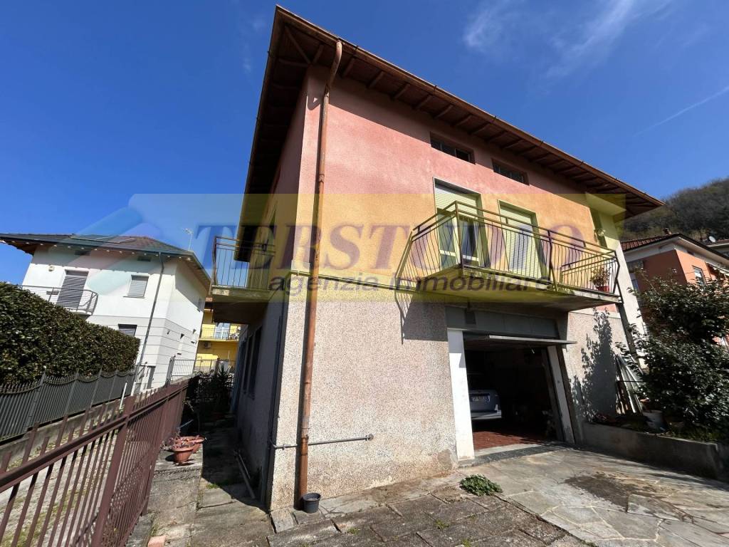 Villa a Calolziocorte in Via Donato Bramante, 11 - Foto 2