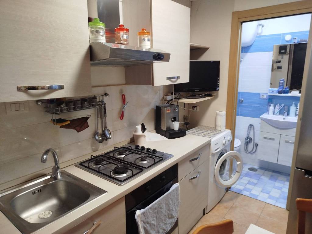 Appartamento a Portici in Corso Giuseppe Garibaldi, 233 - Foto 3