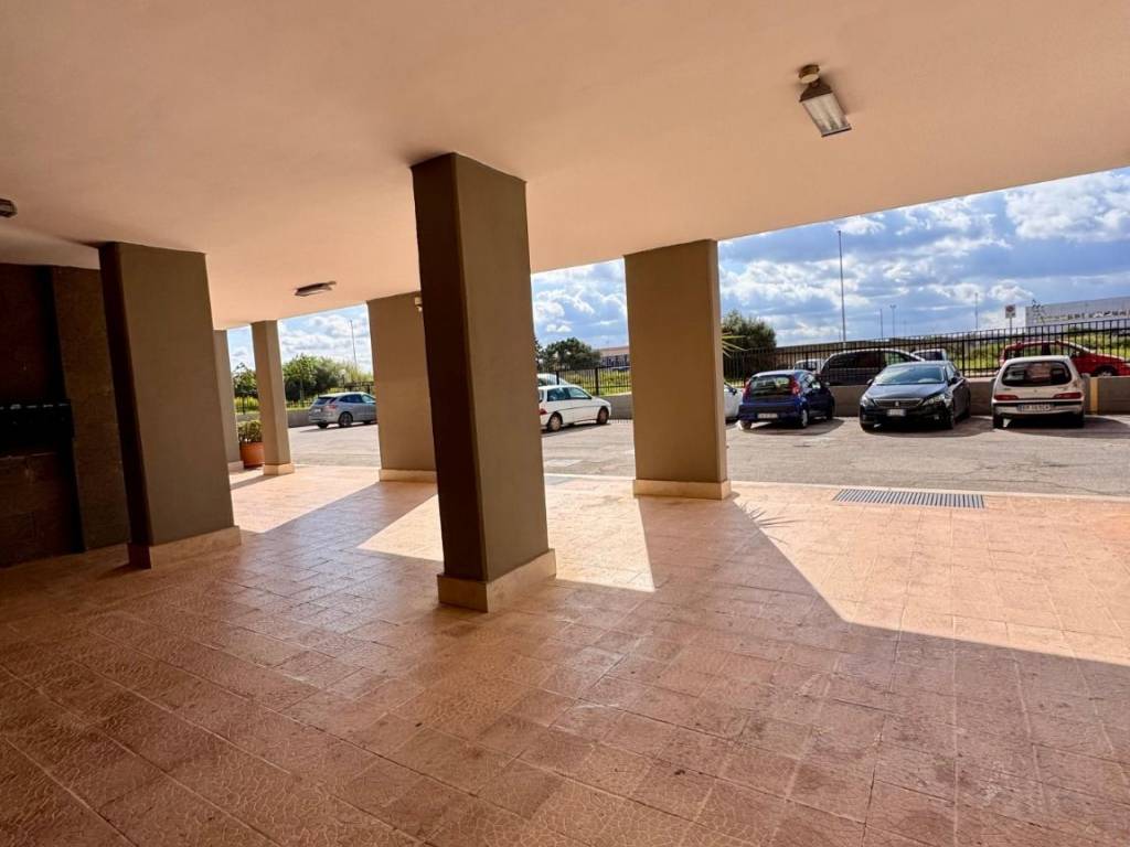 Appartamento a Modugno in Piazza Falcone e Borsellino, 2 - Foto 2