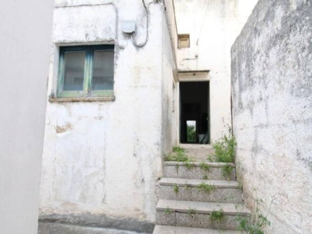 Casa indipendente a Tuglie in Via Aragona, 12 - Foto 2