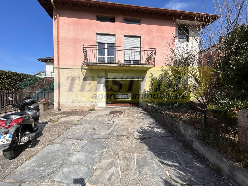 Villa a Calolziocorte in Via Donato Bramante, 11 - Foto 2