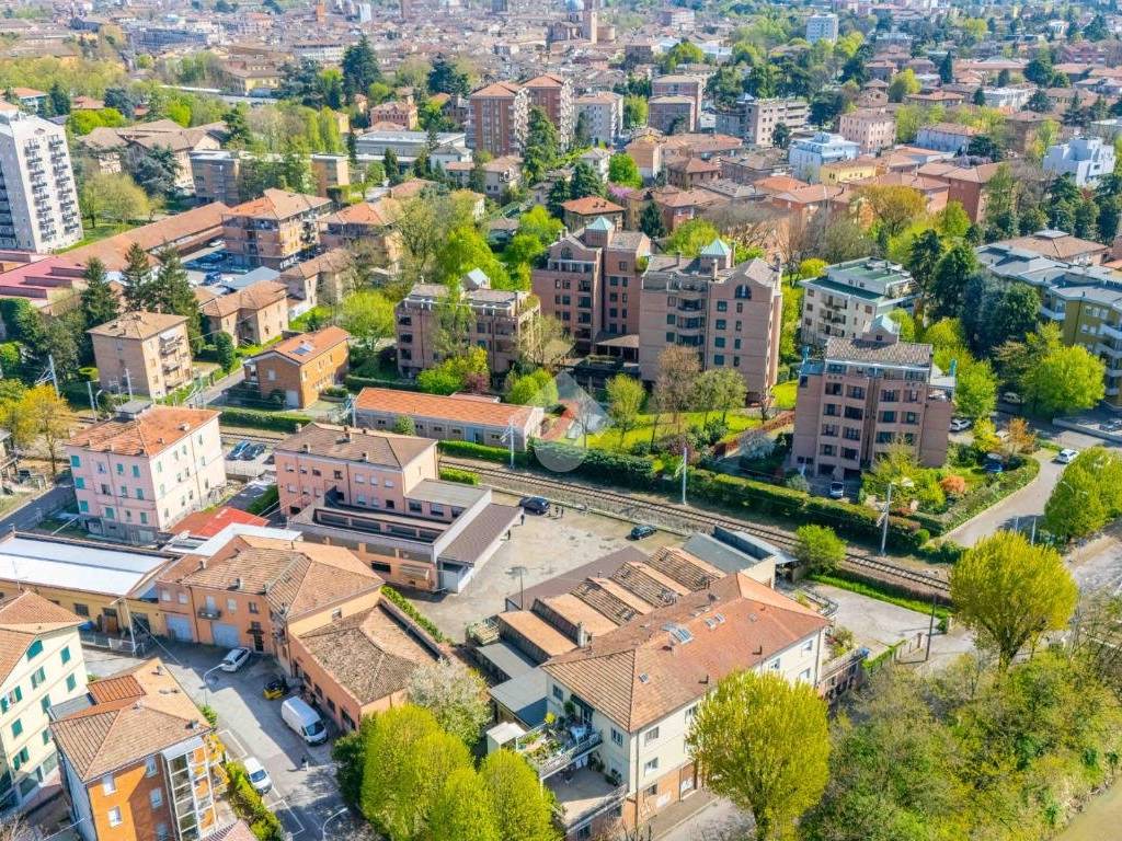 Palazzo / stabile a Reggio emilia in Via Fabio Filzi - Foto 2
