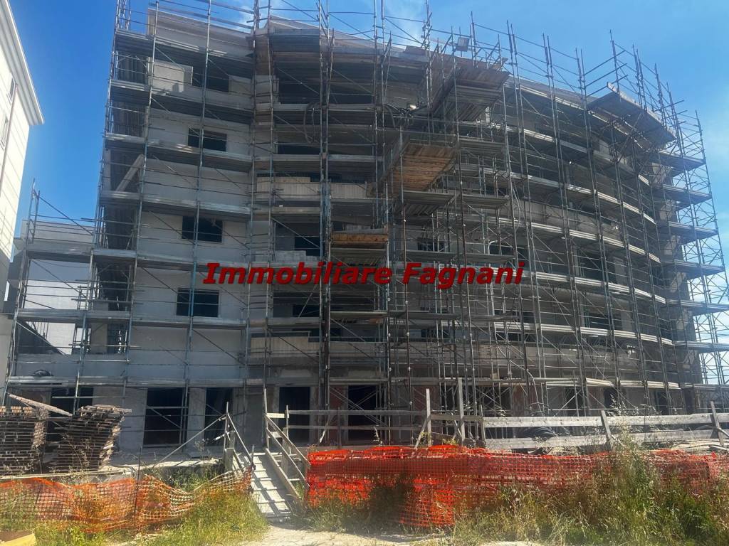 Appartamento a Cisterna di latina in Viale delle Province - Foto 5