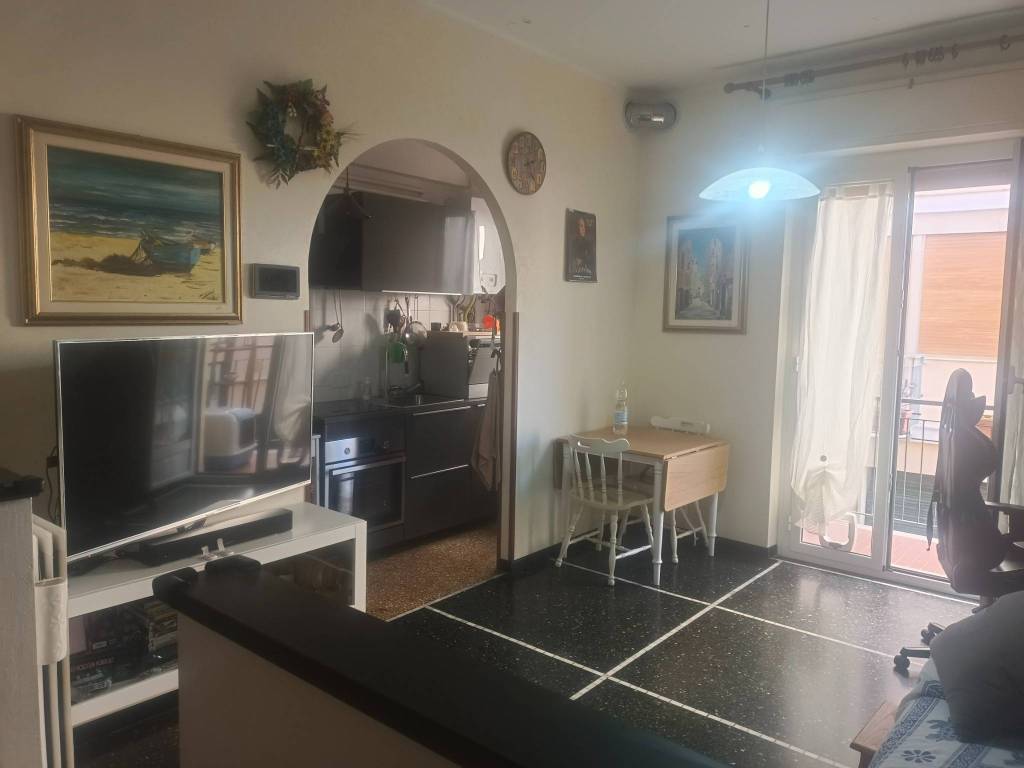 Appartamento a Varazze in Via Monte Grappa, 34 - Foto 2