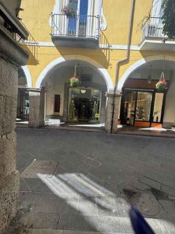 Immobile a Cava de' tirreni in Corso Umberto I - Foto 1