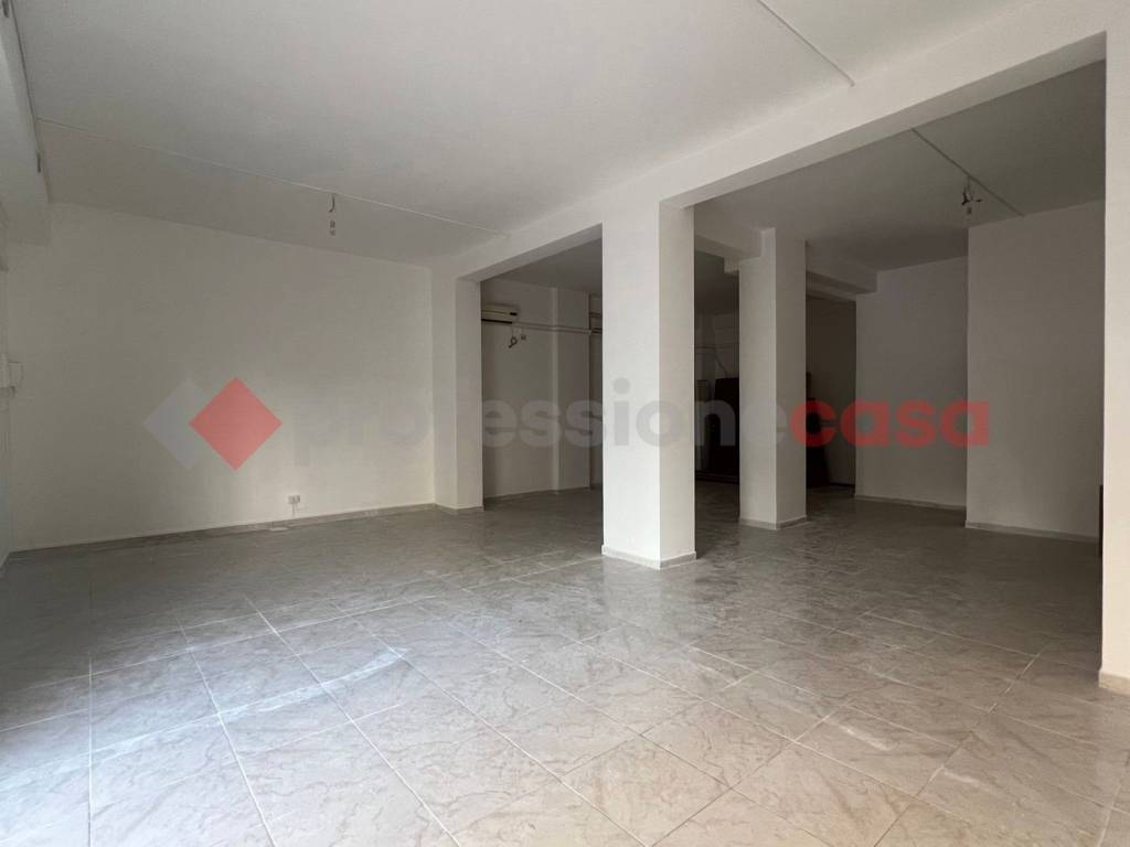 Immobile a Taranto in viale Magna Grecia, 42 - Foto 5
