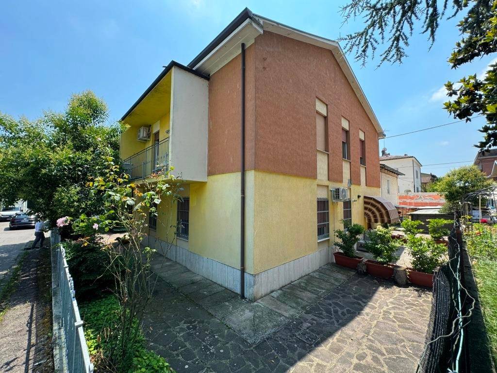 Villa a Castelvetro di modena in Via Sinistra Guerro - Foto 3