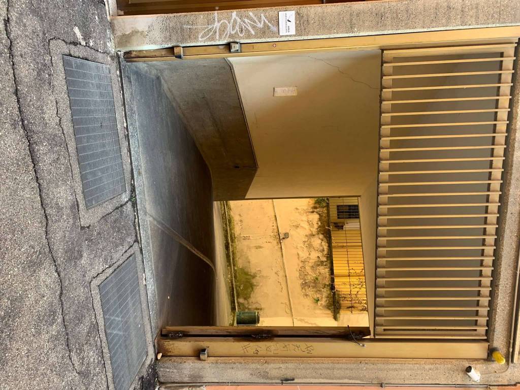 Box / garage a Milano in Via Stampa - Foto 2