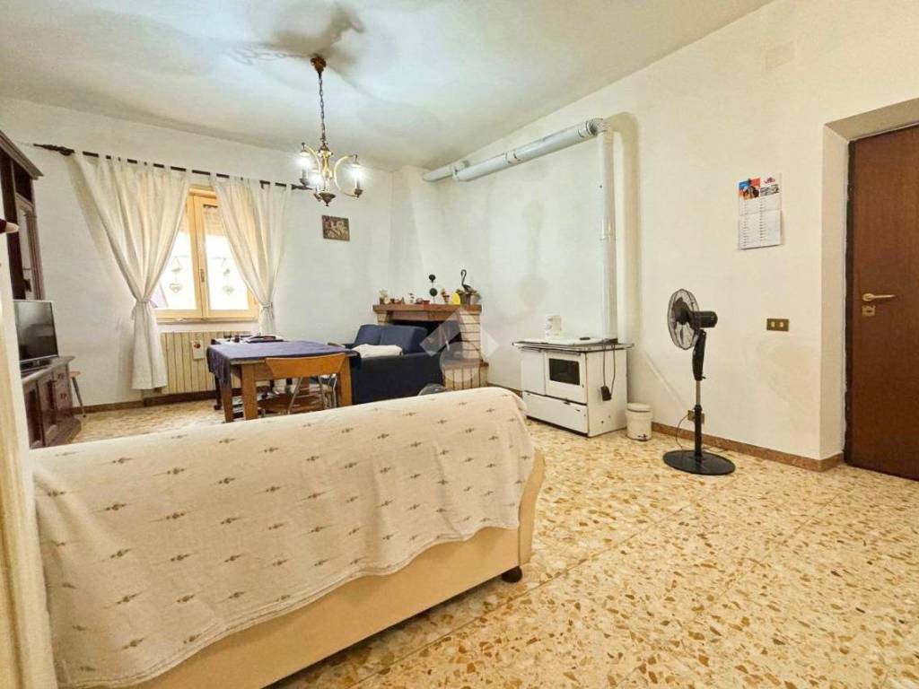 Appartamento a Mazzano romano in Via Aldo Moro, 3 - Foto 5